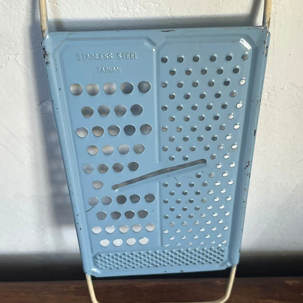VTG Blue Cheese Grater Slicer Kitchen Tool Decor Stainless All One Retro Taiwan